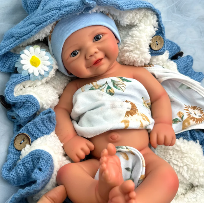 Charlie-Full-Silicone-Reborn-Doll-3 Charlie – 17" Full Body Silicone Preemie Reborn Baby Doll