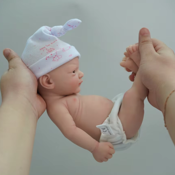 Full-Sillicone-Micro-Reborn-Doll Micro Preemie Hyper Realistic Silicone Reborn Dolls – Your Perfect Child-Friendly Playmates