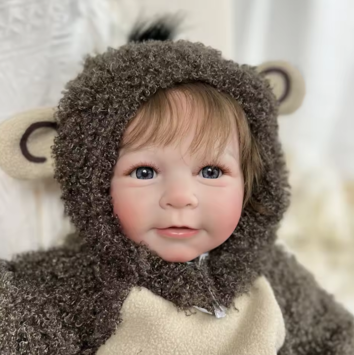 Lisa-Reborn-Doll Lisa – The 22-Inch Cuddly Bebe Reborn Doll